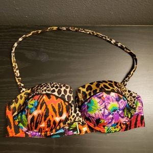 💥NWOT Victoria Secret Bombshell bikini top